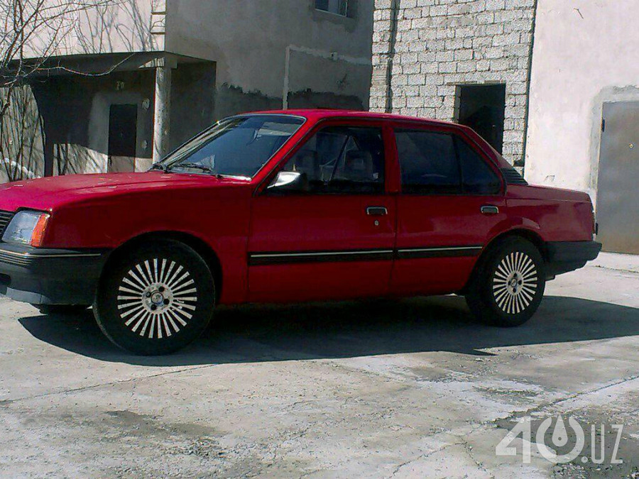 Opel Ascona C