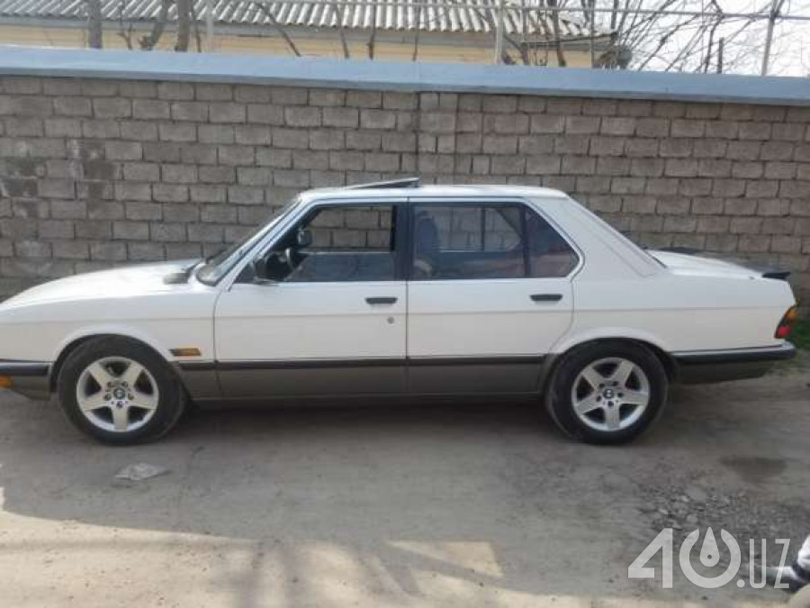 BMW 5 серия II (E28)