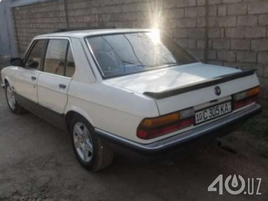BMW 5 серия II (E28)