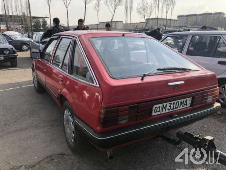 Opel Ascona C