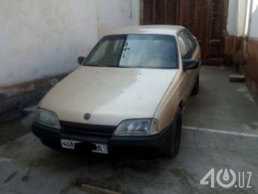 Opel Omega A