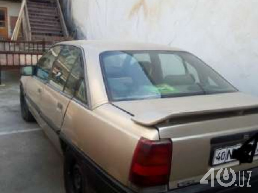 Opel Omega A