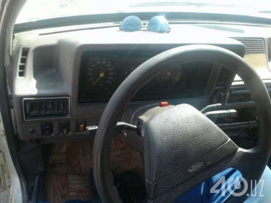 Ford Escort III