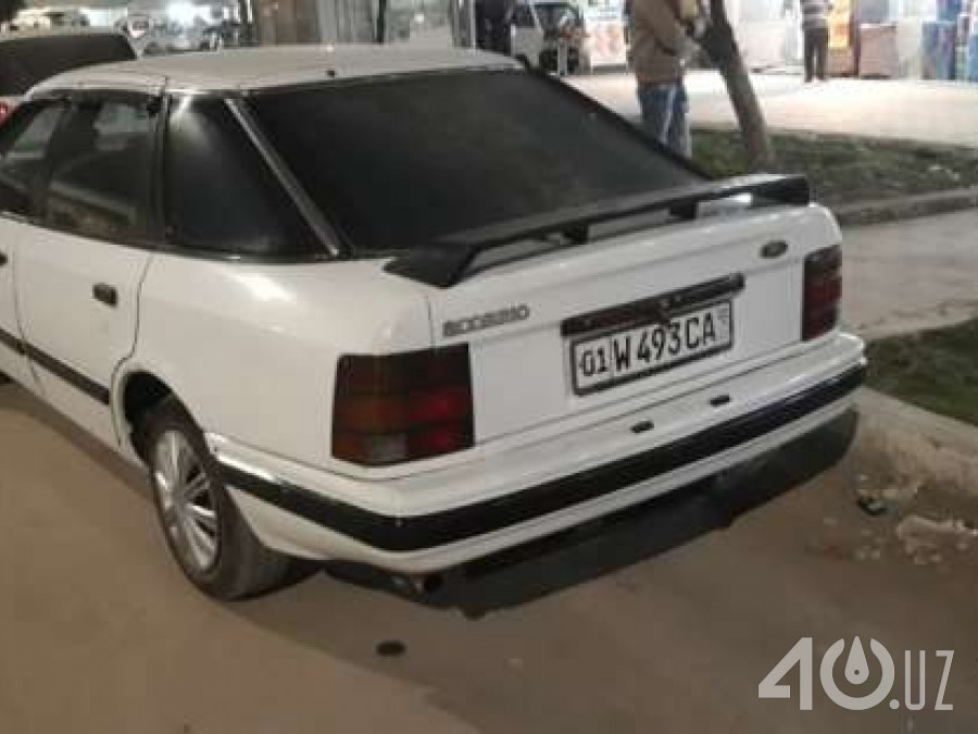 Ford Scorpio I