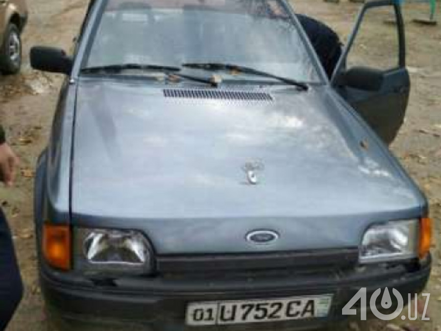 Ford Escort IV