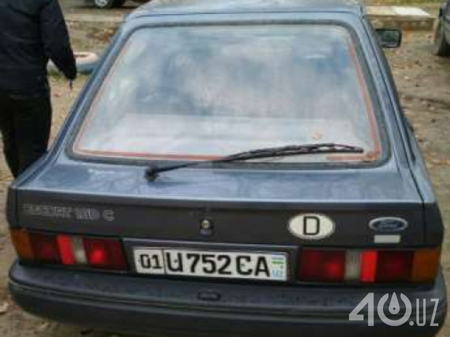 Ford Escort IV