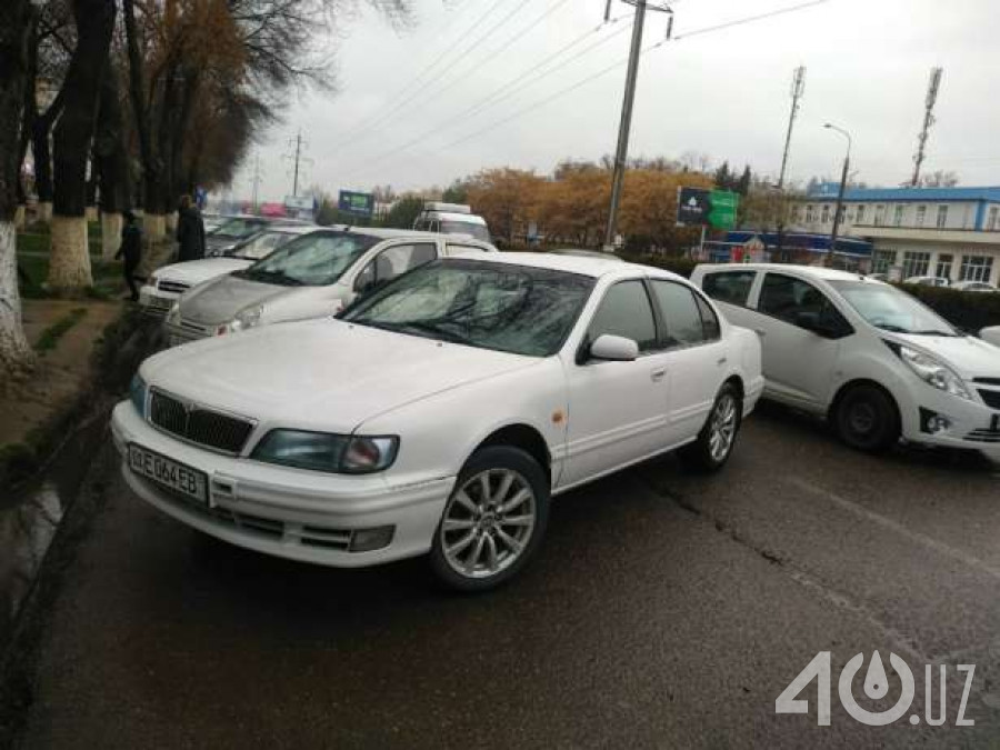 Nissan Maxima IV (A32)