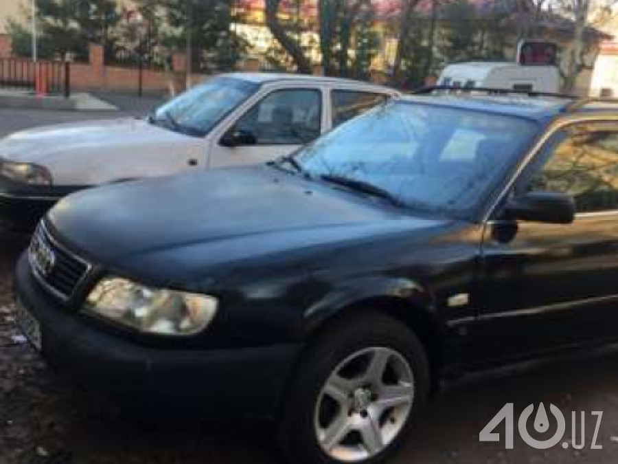 Audi A6 I (C4)