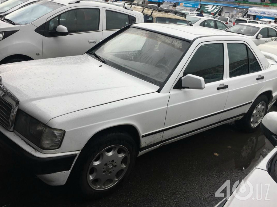 Mercedes-Benz 190 (W201)