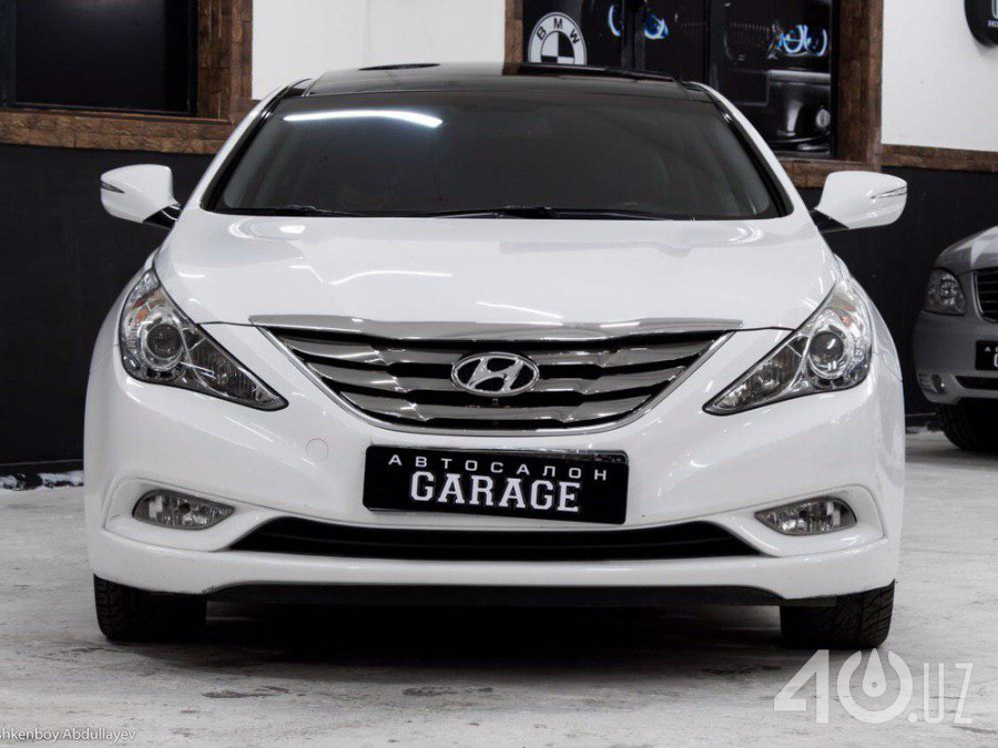 Hyundai Sonata VI (YF)