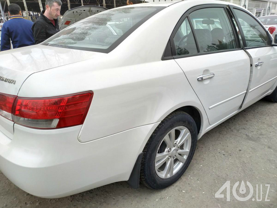 Hyundai Sonata V (NF)