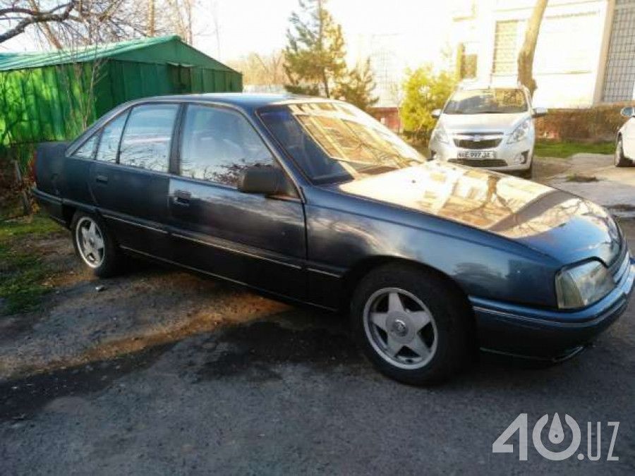 Opel Omega A