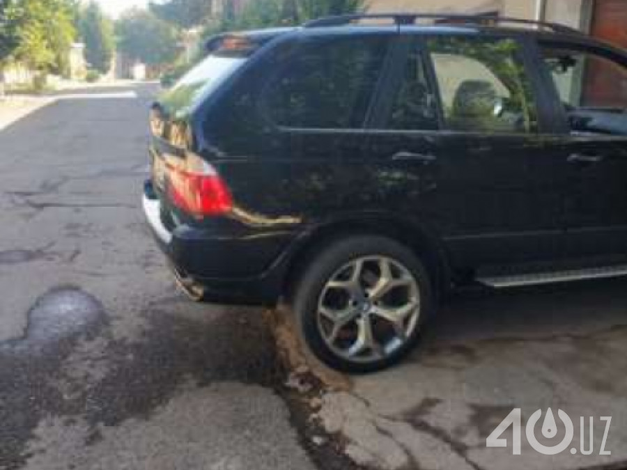BMW X5 I (E53)