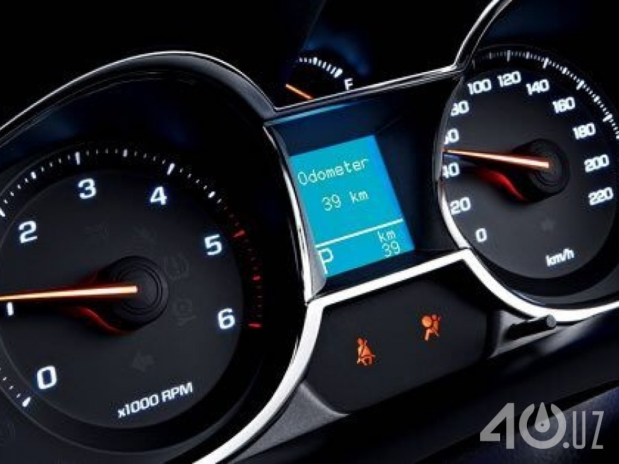 Chevrolet Uz Captiva I Рестайлинг