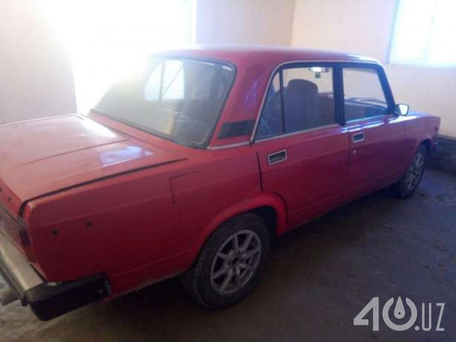 LADA (ВАЗ) 2105