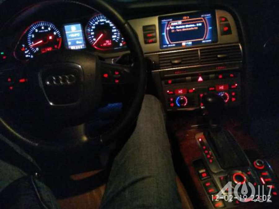 Audi A6 III (C6)