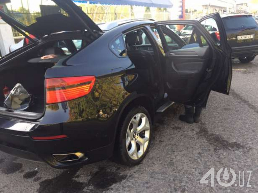 BMW X6 I (E71)