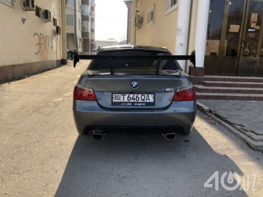 BMW 5 серия V (E60/E61)