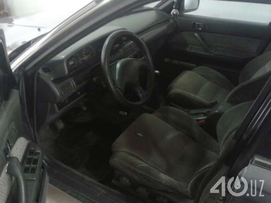 Toyota Camry II (V20)