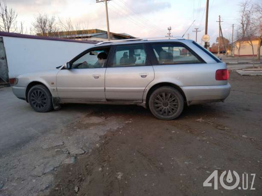 Audi A6 I (C4)