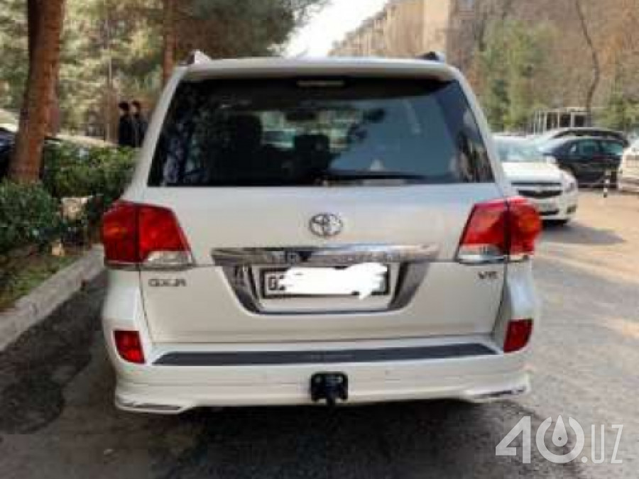 Toyota Land Cruiser 200 Series Рестайлинг 1