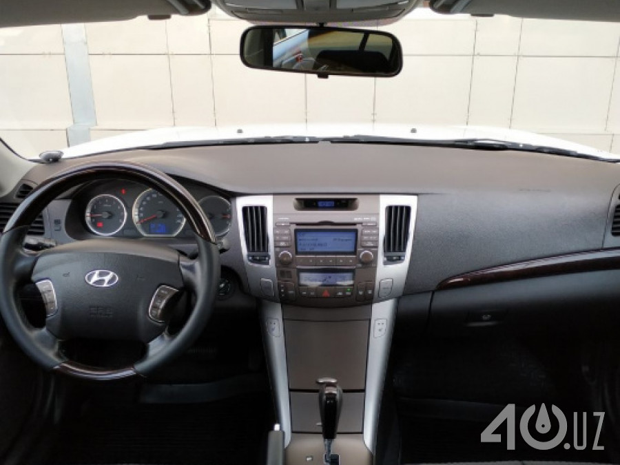 Hyundai Sonata V (NF)