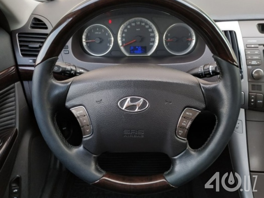 Hyundai Sonata V (NF)