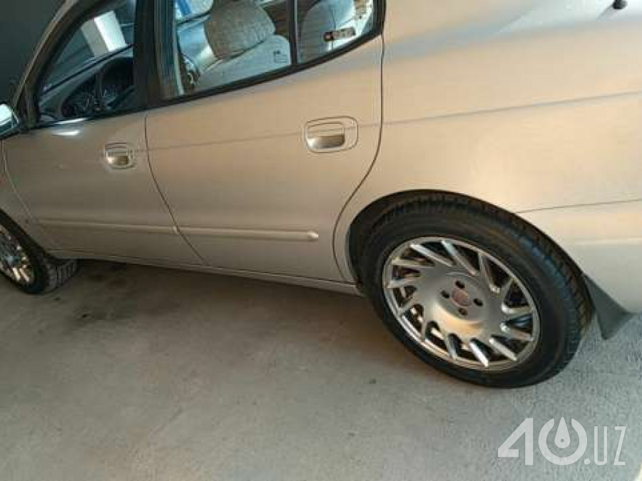 Daewoo Leganza