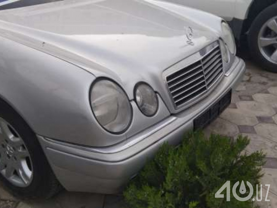Mercedes-Benz E-klasse II (W210, S210)