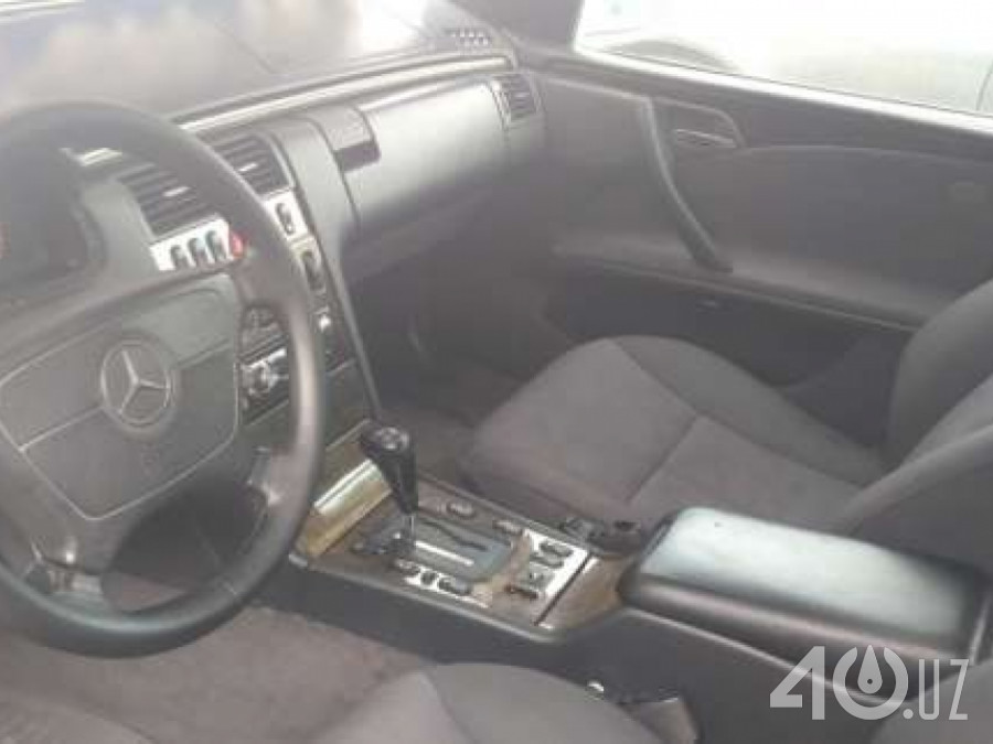 Mercedes-Benz E-klasse II (W210, S210)