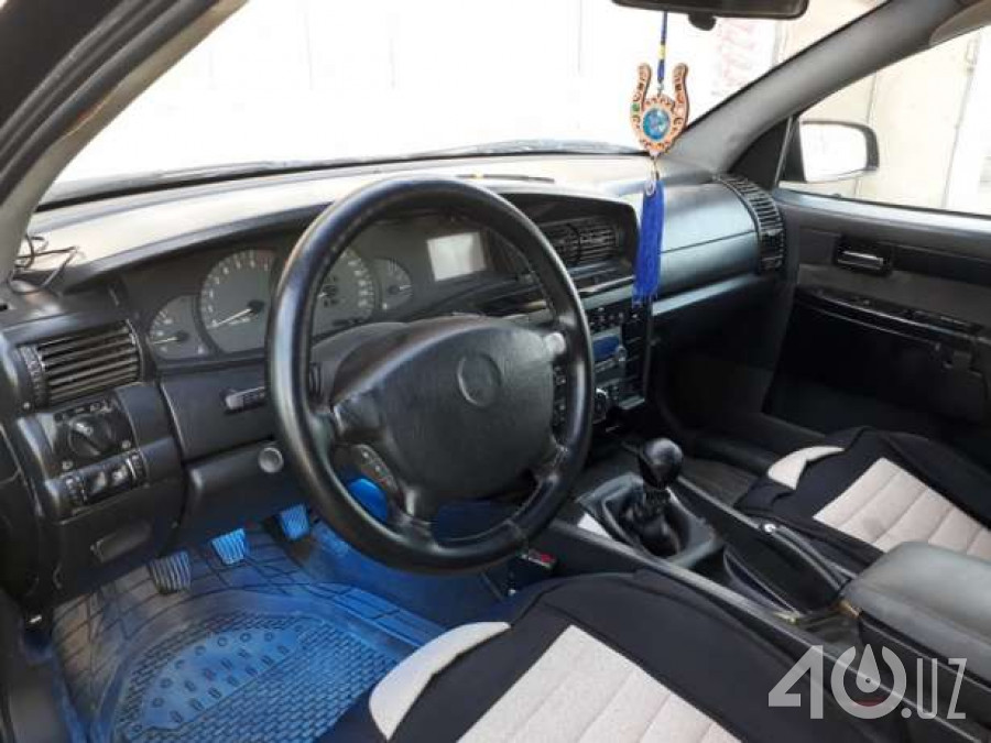 Opel Omega B Рестайлинг