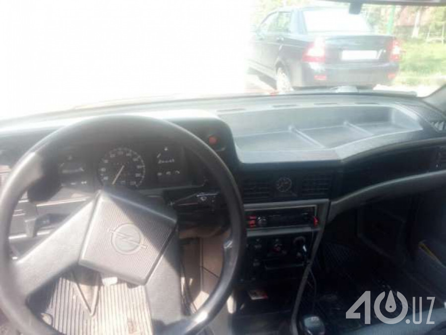 Opel Kadett E