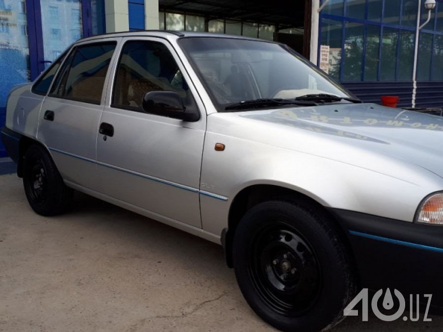 Daewoo Uz Nexia I (SOHC)