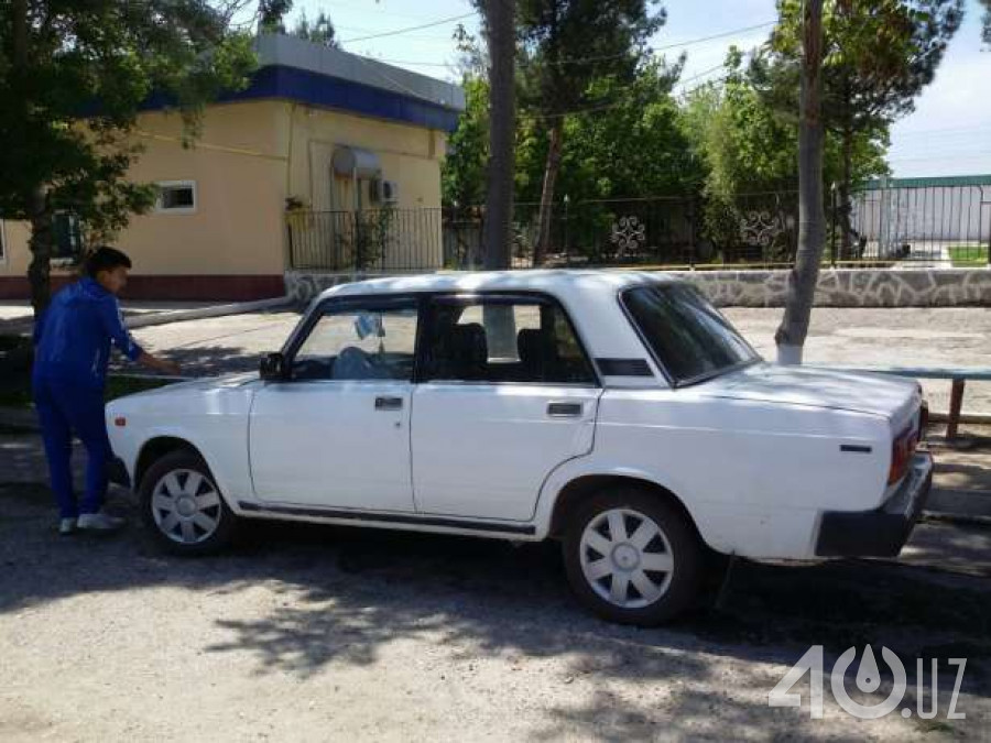 LADA (ВАЗ) 2107