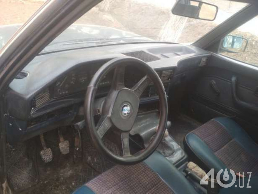 BMW 5 серия II (E28)