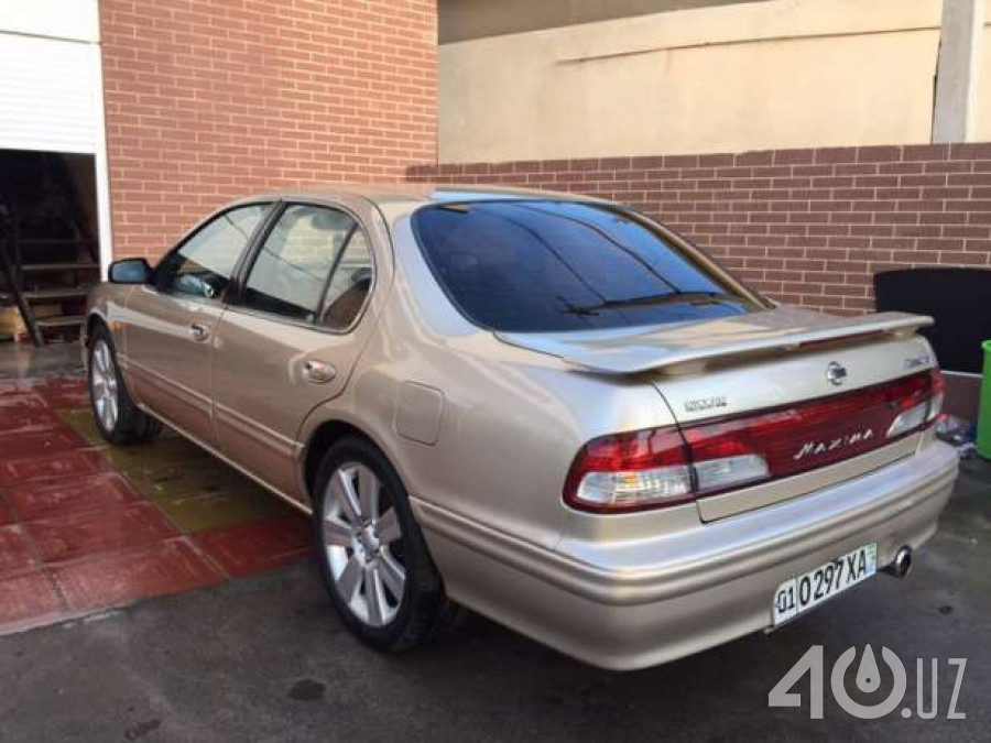 Nissan Maxima IV (A32)