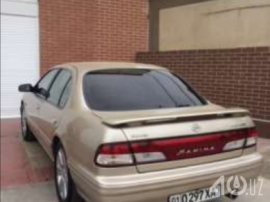 Nissan Maxima IV (A32)