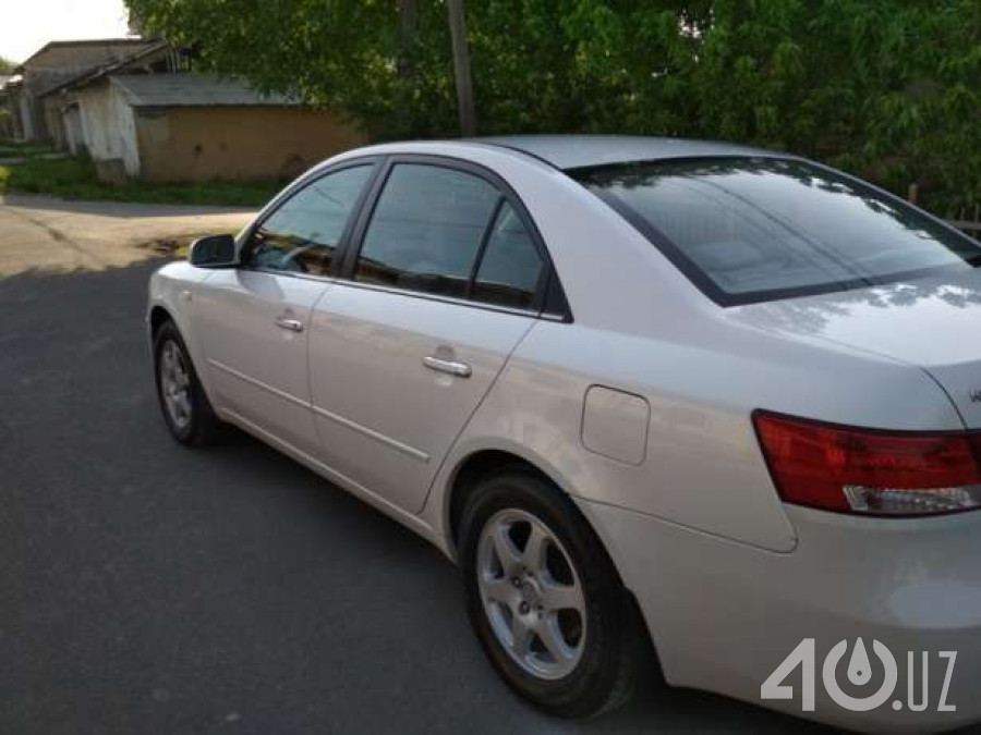 Hyundai Sonata V (NF)