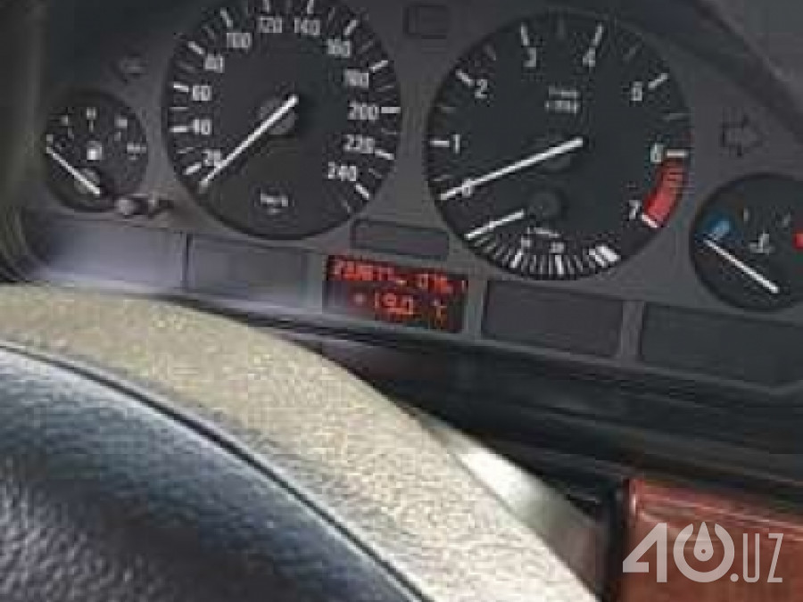 BMW 5 серия IV (E39)