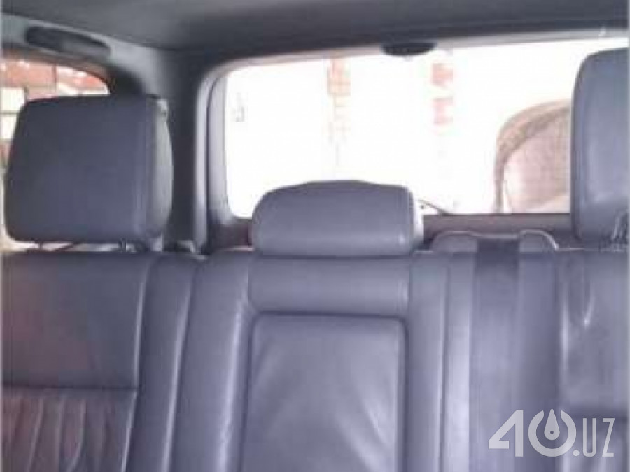 Toyota Land Cruiser 100 Series