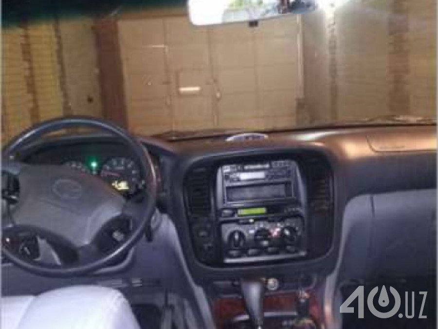 Toyota Land Cruiser 100 Series