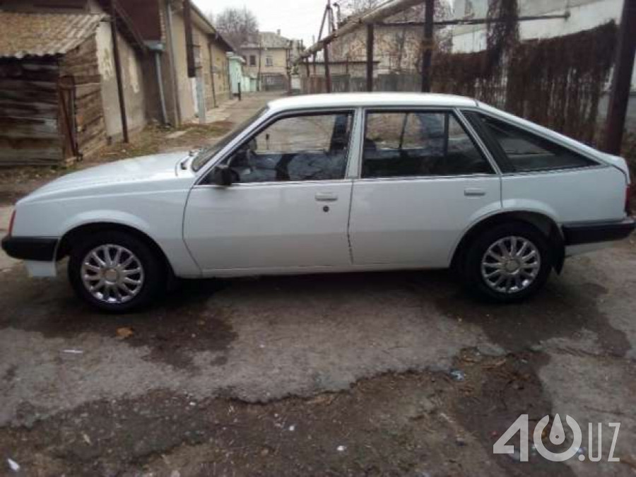 Opel Ascona C