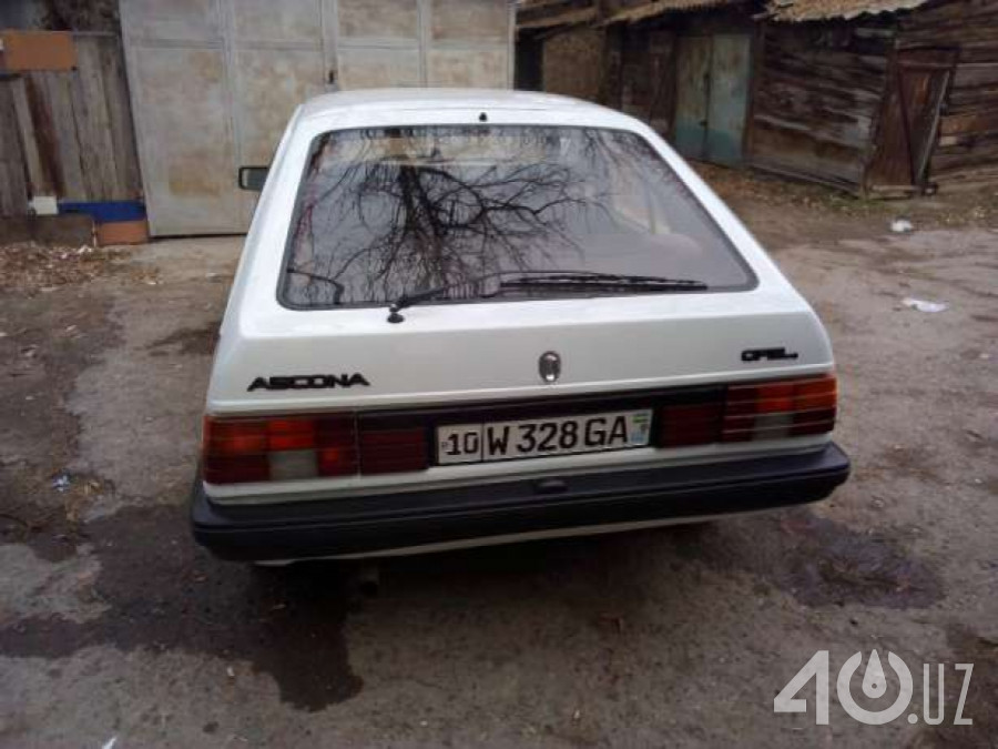 Opel Ascona C