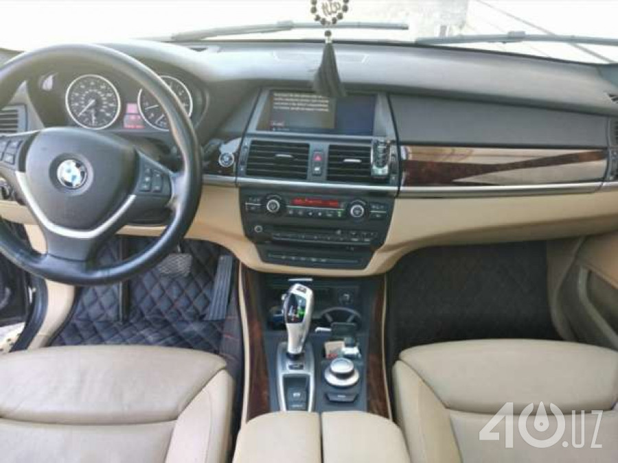 BMW X5 II (E70)