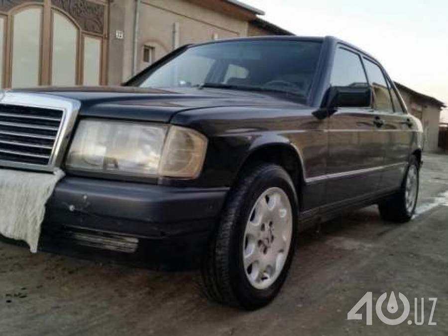 Mercedes-Benz 190 (W201)