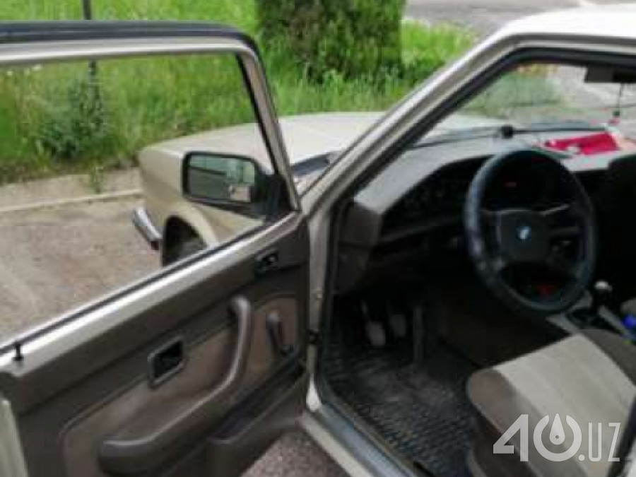 BMW 5 серия II (E28)