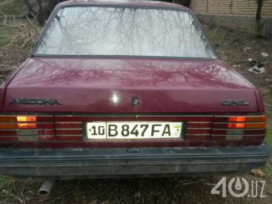 Opel Ascona C