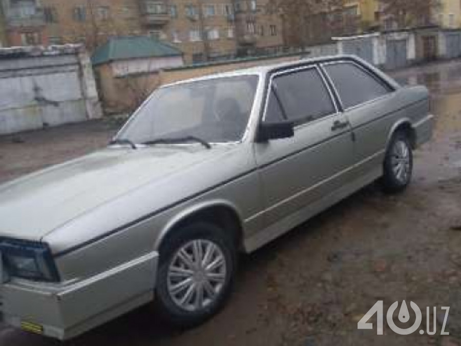 Audi 100 II (C2)