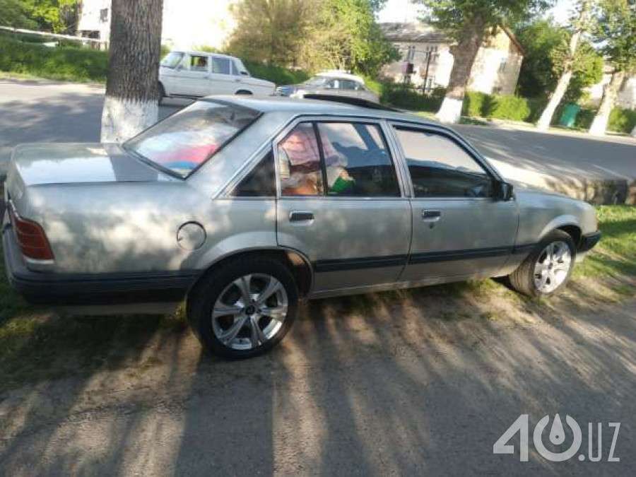 Opel Rekord E