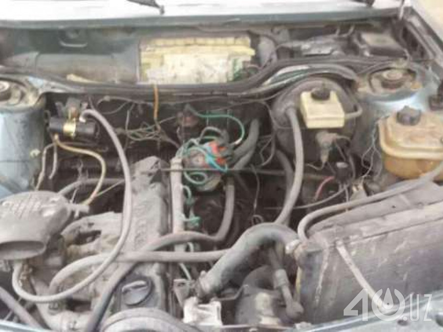 Audi 100 II (C2)